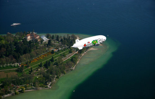 Zeppelinflug ber den Bodensee